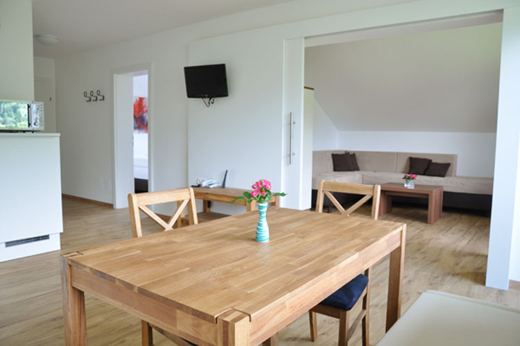 204_ApartmentGrosz