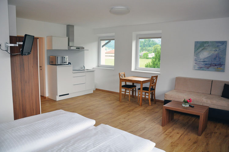 206_ApartmentKlein